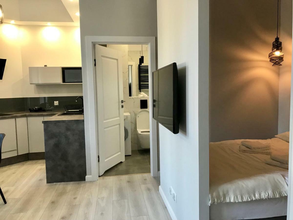 Green Park Apartament Торунь Екстер'єр фото