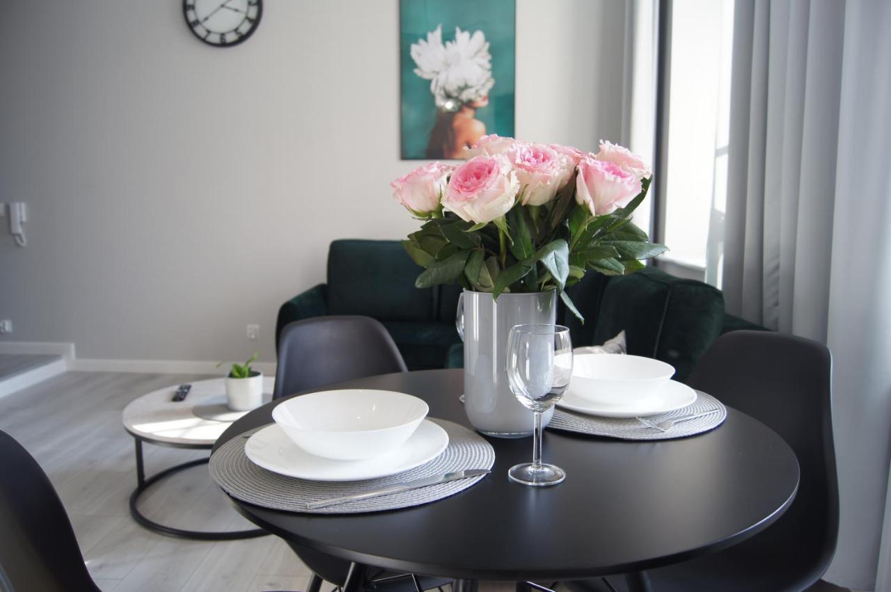 Green Park Apartament Торунь Екстер'єр фото
