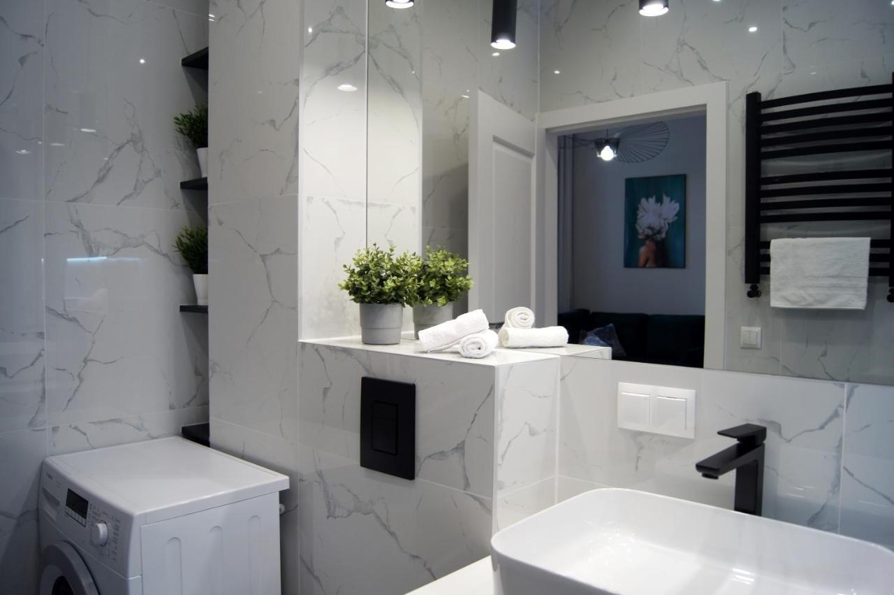 Green Park Apartament Торунь Екстер'єр фото